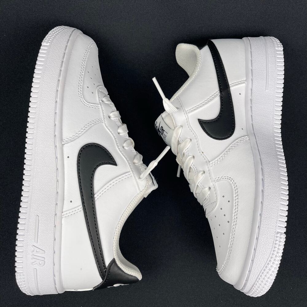 Nike Women White Black Air Force 1 Low GS Sneakers Size 6.5 New - Picture 5 of 11